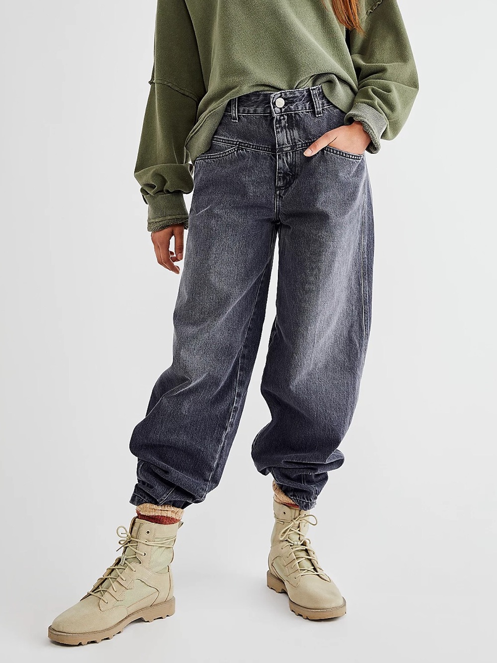 CLOSED Pedal Jeanie Barrel Leg Jeans in Mid Grey